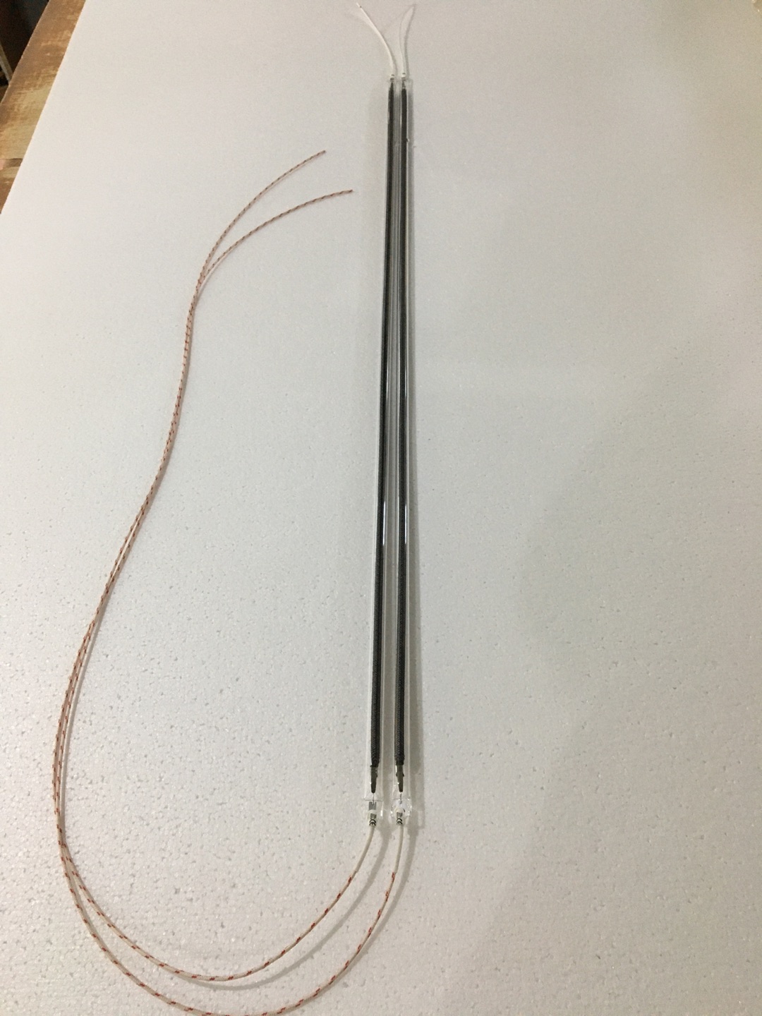 Lampa grzewcza na podczerwień z włókna węglowego 590 mm